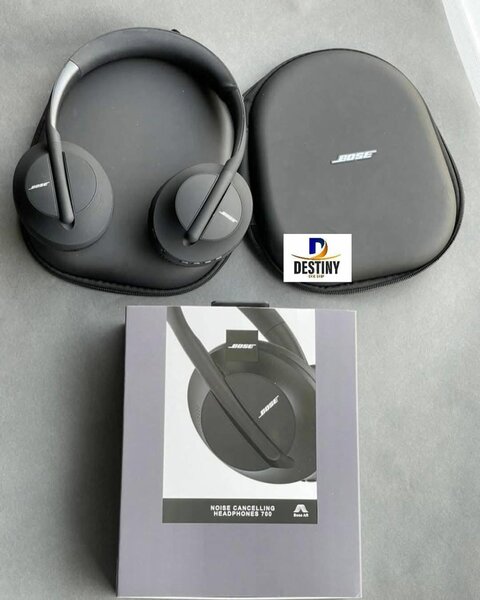 Casque Bluetooth Bose extra Bass muni dun coffret