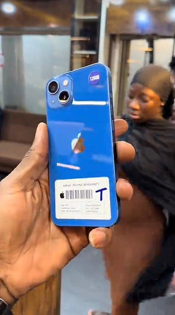 Apple iPhone reconditionné bleu