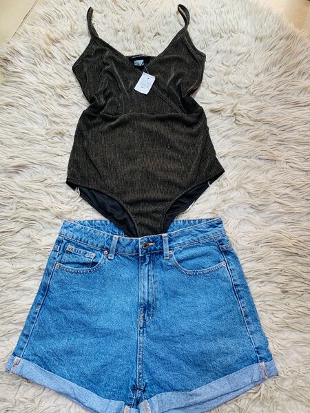 Bodysuit with Jeans shorts