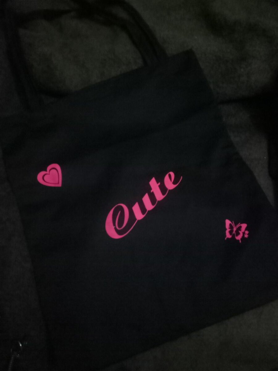 Tote bags