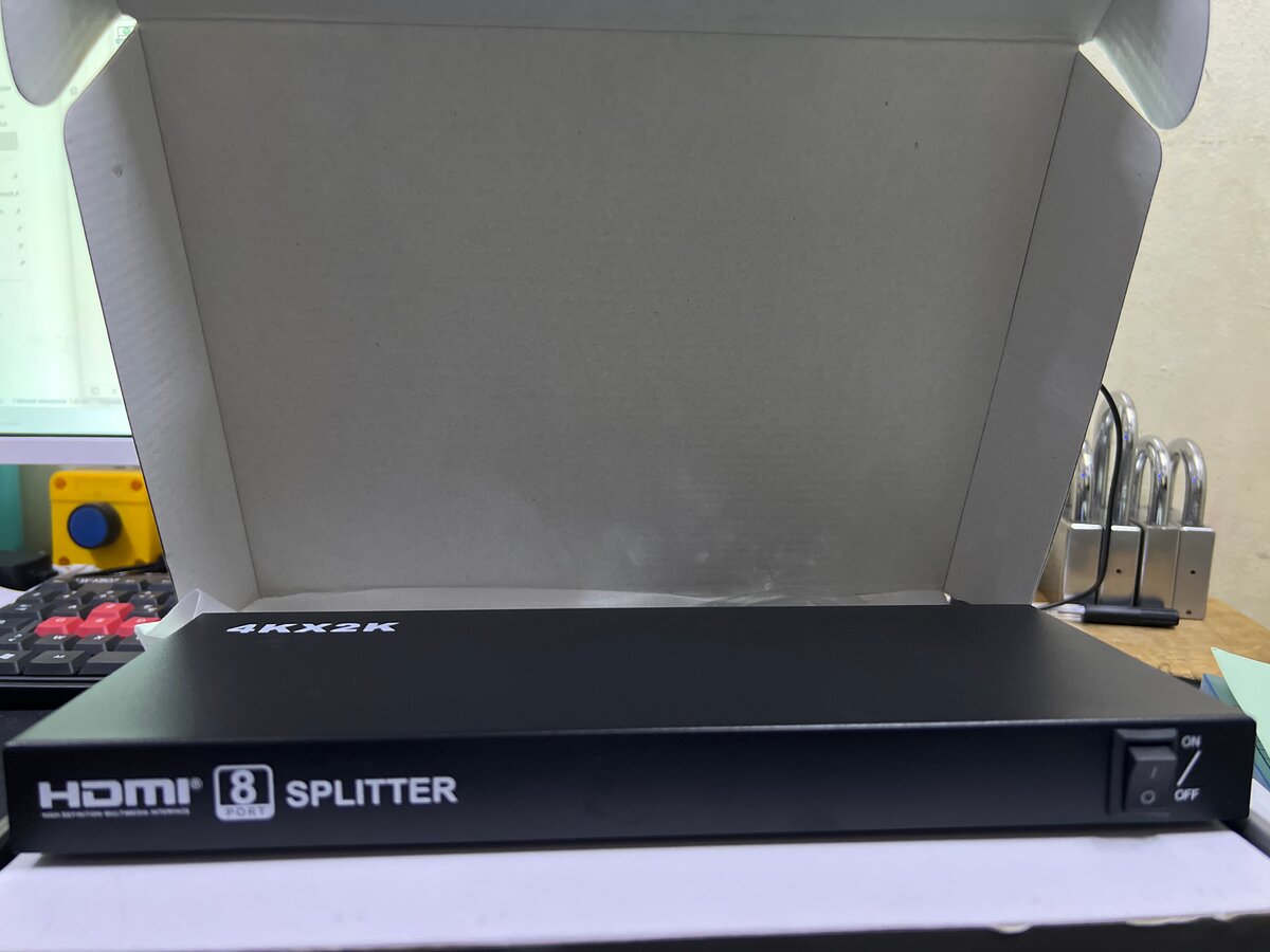 Splitter HDMI 8 Ports 4Kx2K