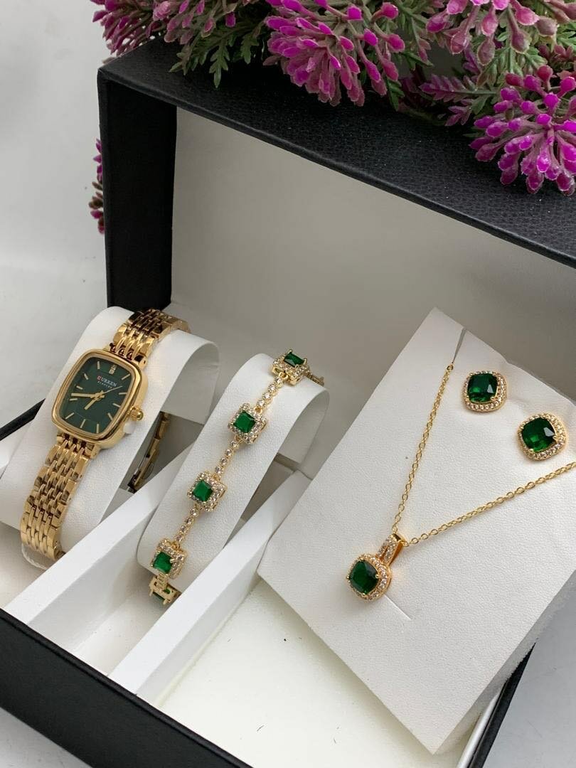 Ladies jewelry set