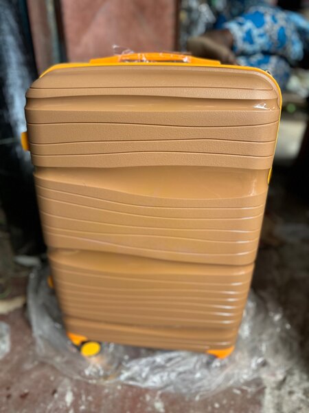 Incassable petit valise