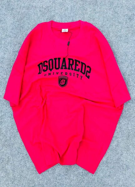 T-shirt tendance graphique