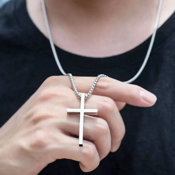 Collier croix en argent