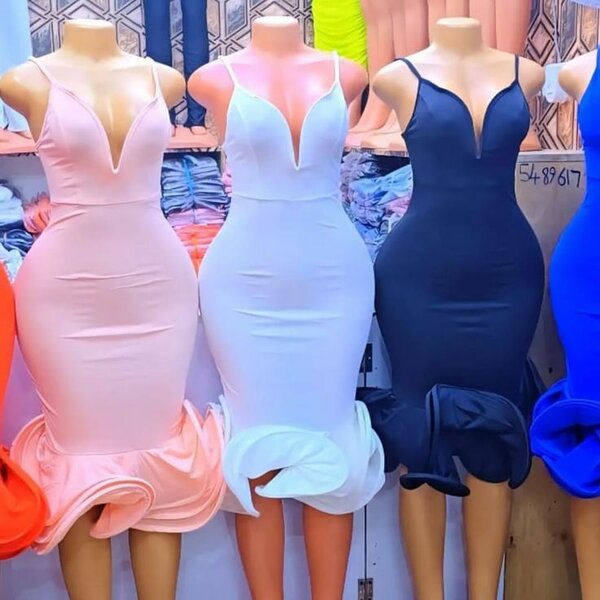 Robe moulante dos nu élégante