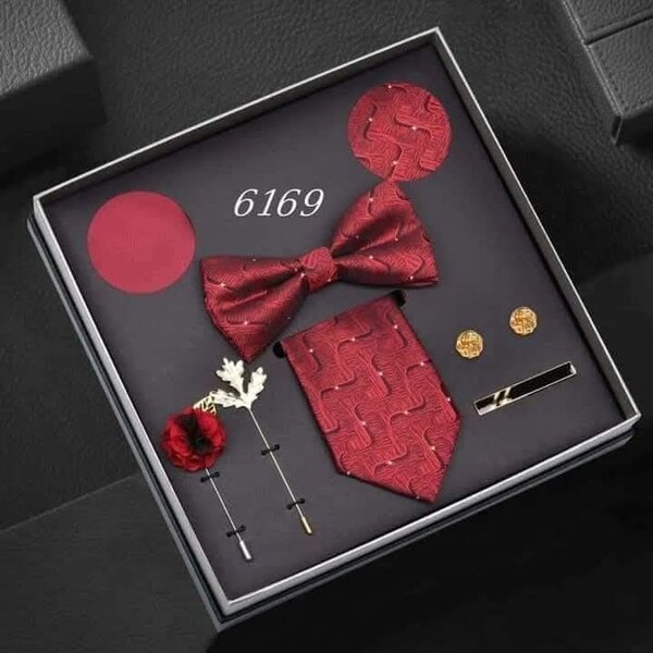 Coffret cravate et nœud papillon