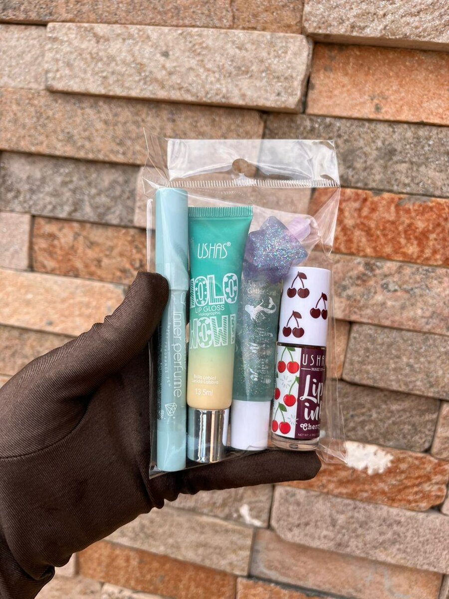 Lipgloss packs