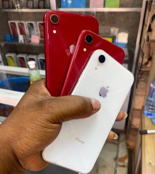 iPhone XR