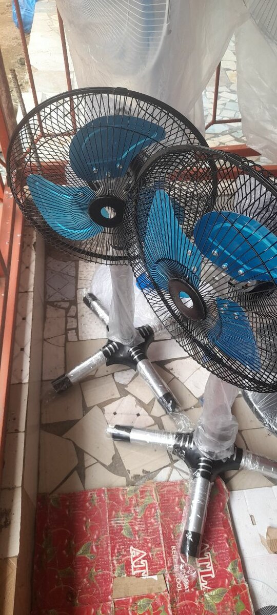 Ventilateur sur pied puissant