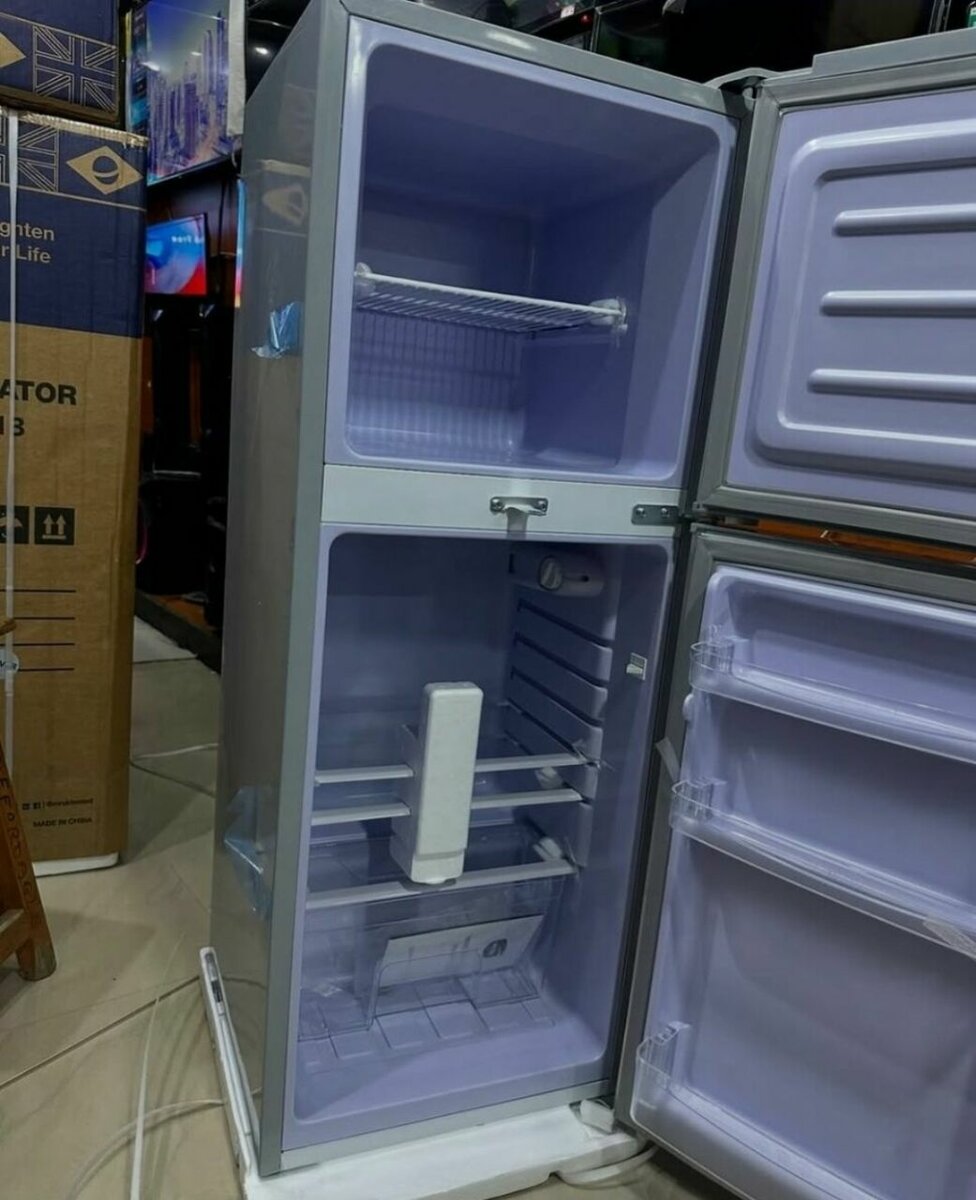 UK REFRIGERATOR LITA 189L