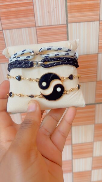 Bracelets en corde élégants