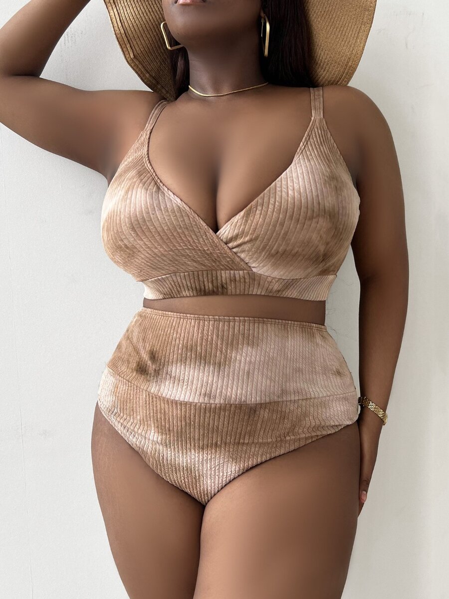 Plus size bikini