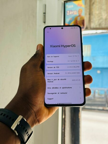 Smartphone Xiaomi HyperOS