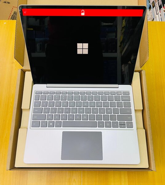Microsoft Surface Go core i5