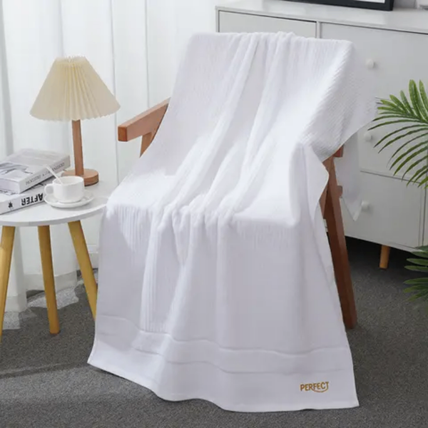 Serviette Blanche en Coton Doux