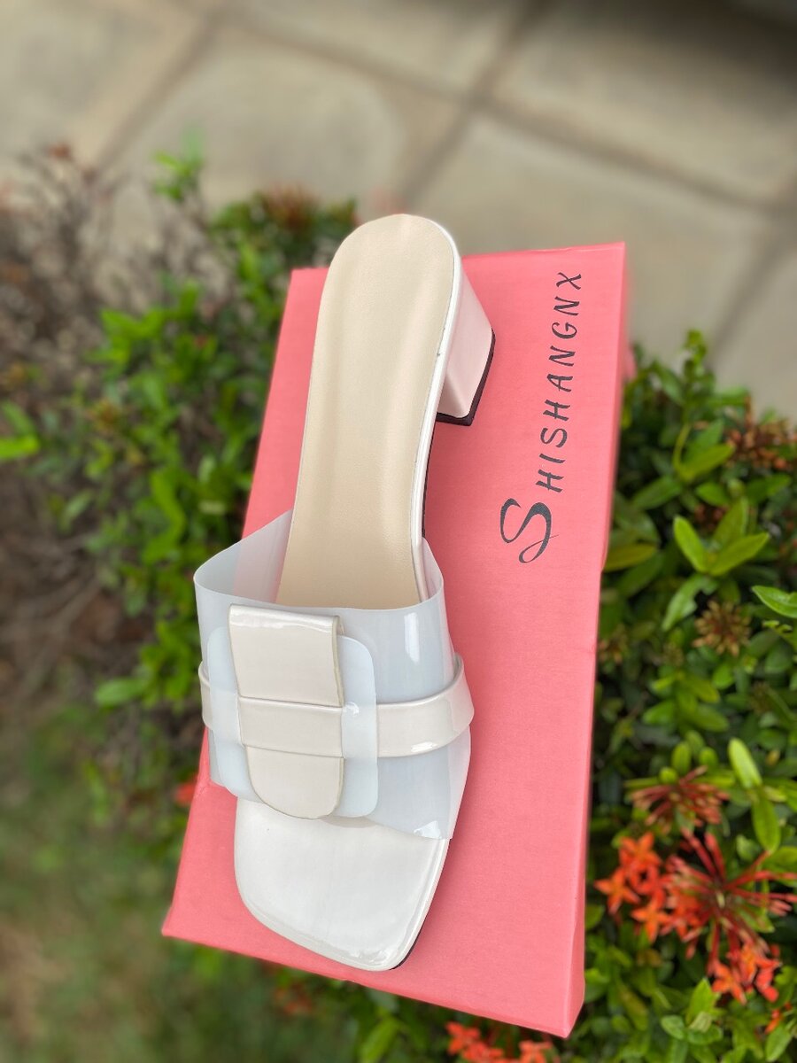 Sleek Easy wear  ladies sandals