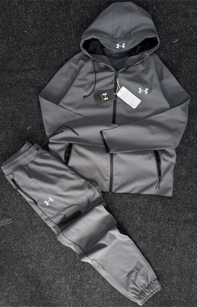 Ensemble Under Armour gris pour homme