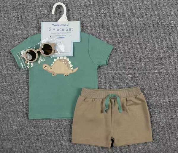 Ensemble Bébé avec lunettes