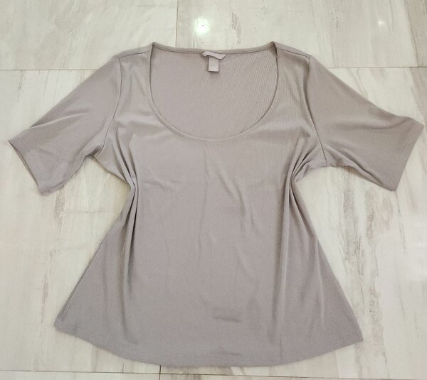 H& M Stretchy Ribbed Top