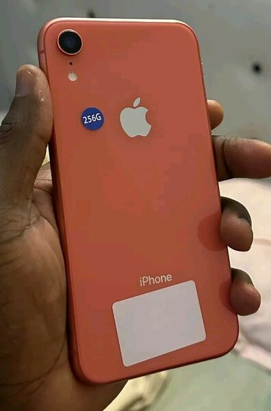 iPhone XR 256Go Rouge