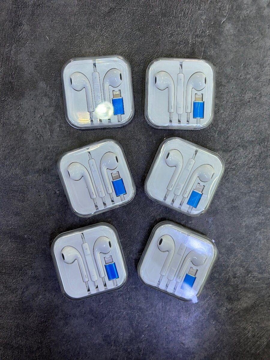 Проводные наушники iPhone