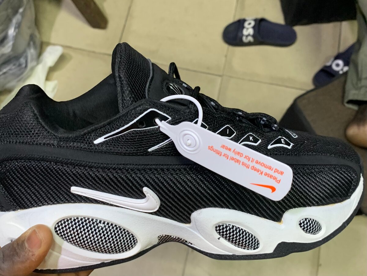 Baskets noires confort sport