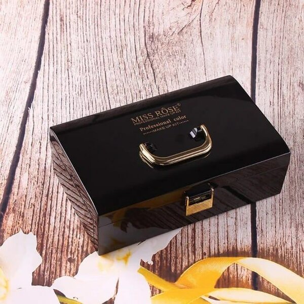Miss rose makeup kit