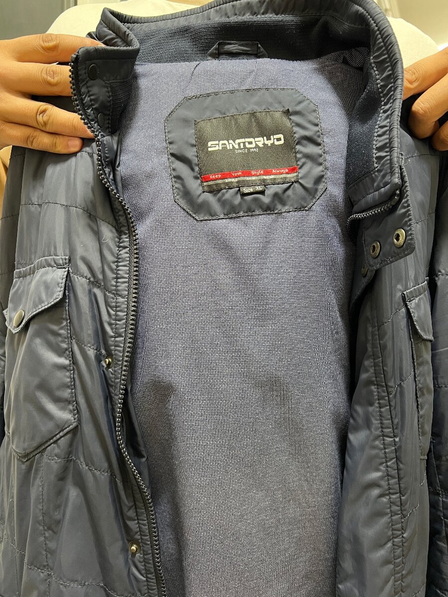 Куртка деми  темно-синего цвета