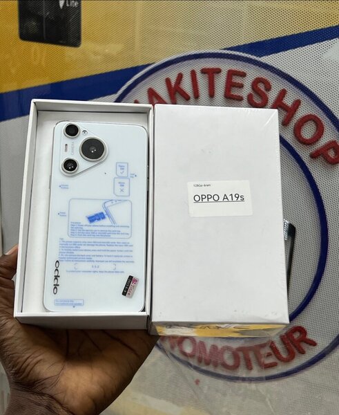 Smartphone OPPO A19s