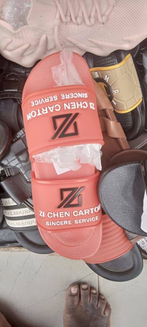 Sandales de bain confortables