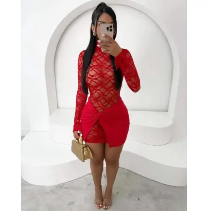 Robe en dentelle rouge sexy