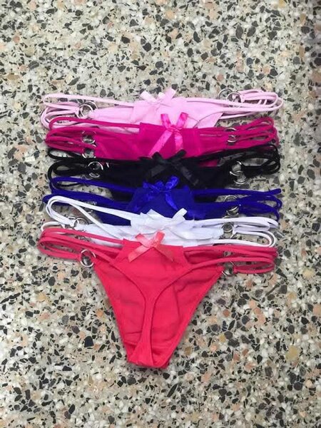 String en dentelle féminine