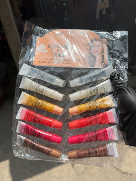 brillants à lèvres sucrée