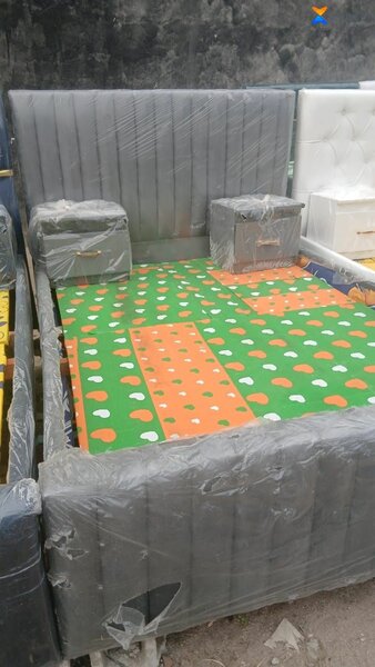 Lit capitonné plusieurs modèle