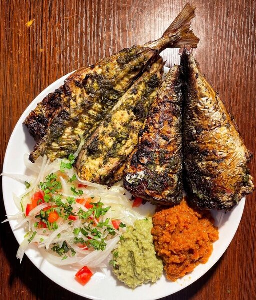 Plat de poisson fumé ( APF )