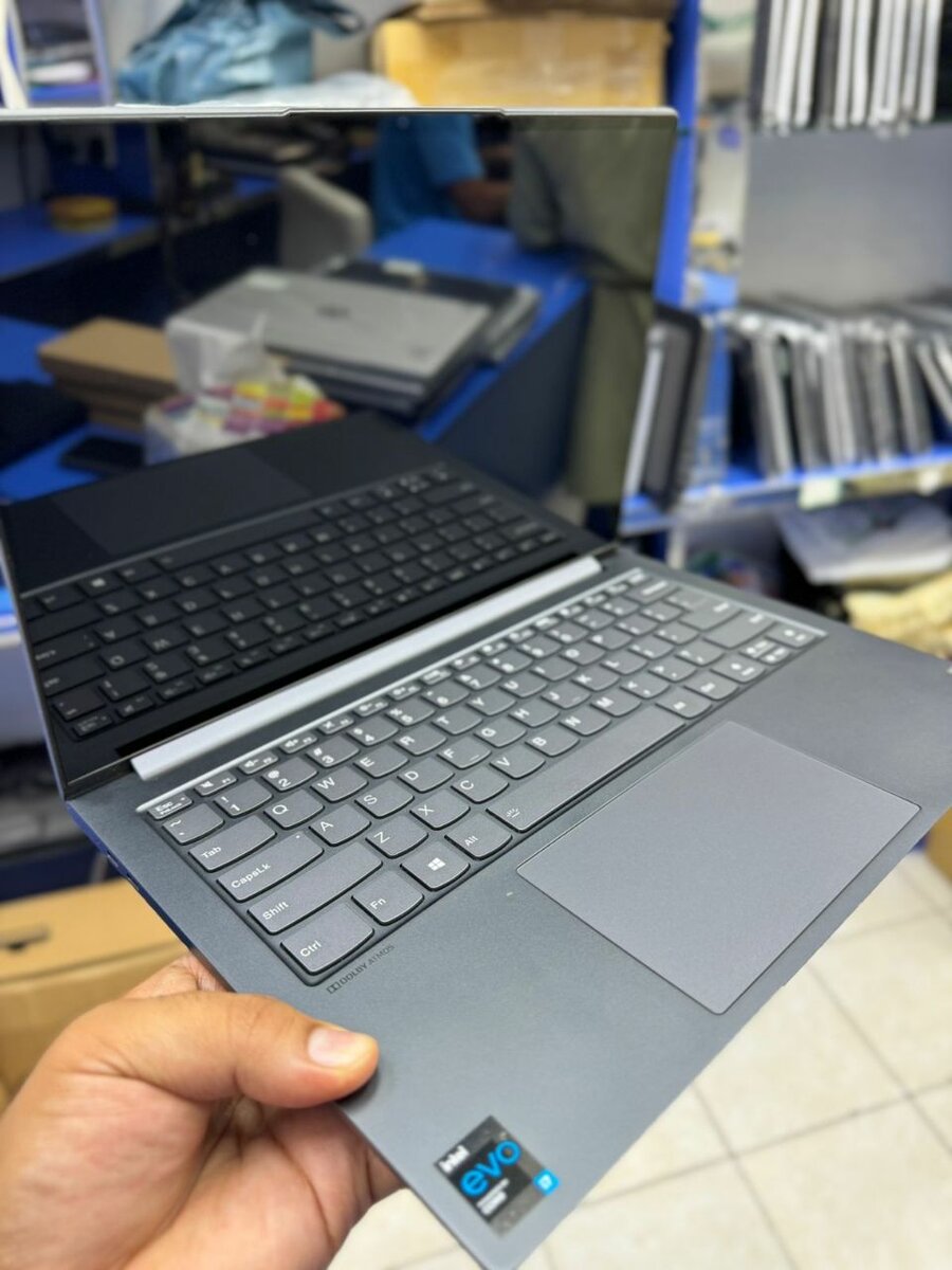 Lenovo IdeaPad Slim 3 i5 8GB/512GB