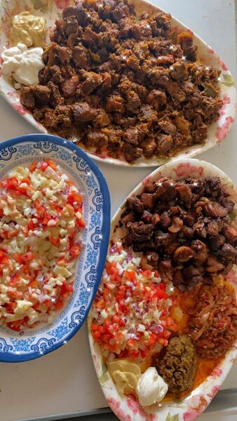 Porc braisé et poisson braisé