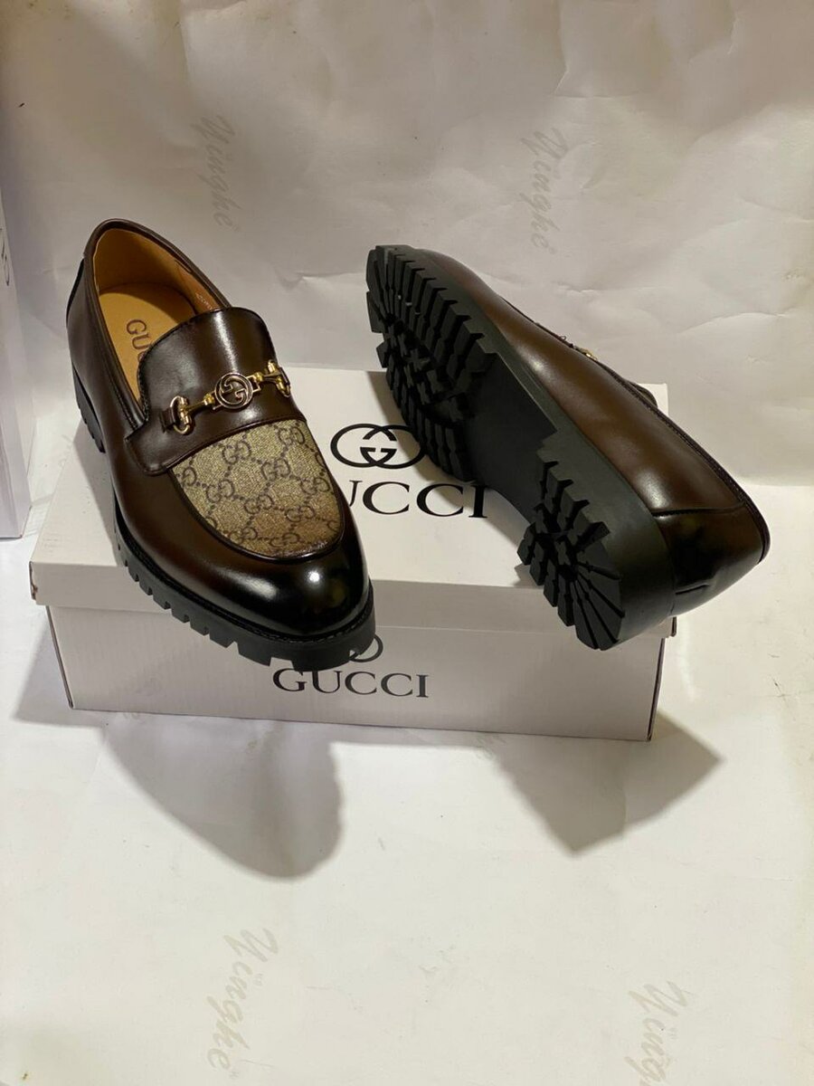 Mocassins Gucci en cuir luxueux