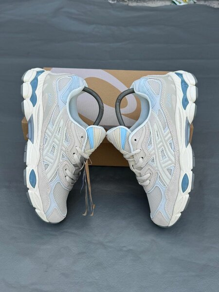 Basket Bleu Belge Asics