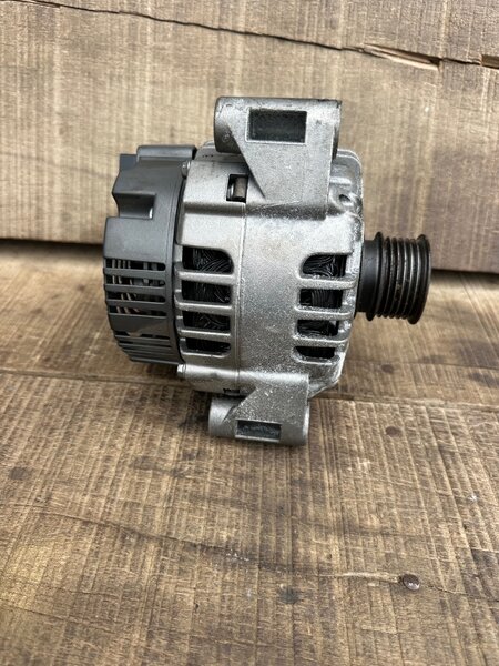 Alternateur Mercedes c200