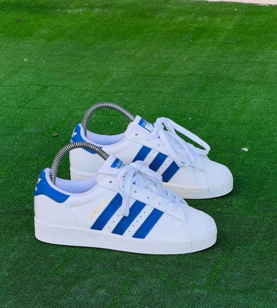 Adidas superstar