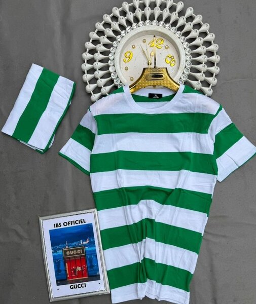 T-shirts rayés colorés