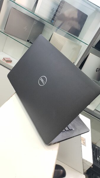 Dell Inspiron 7330