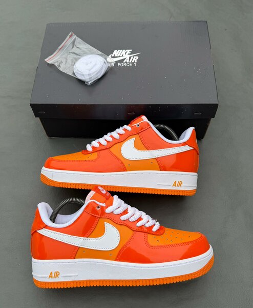 Nike Air Force 1 Orange