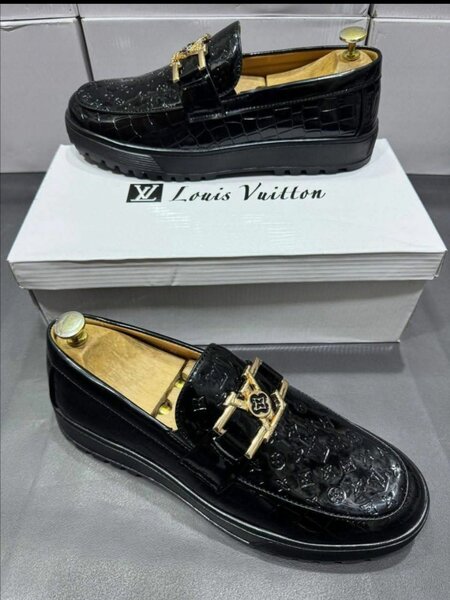 Mocassins noirs de luxe LV