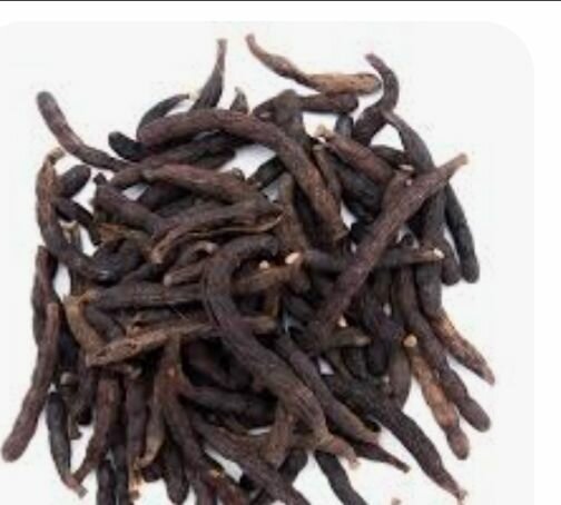 Poivre long noir raffiné