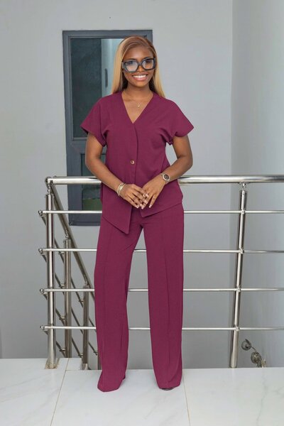 Ensemble pantalon et haut femme élégant