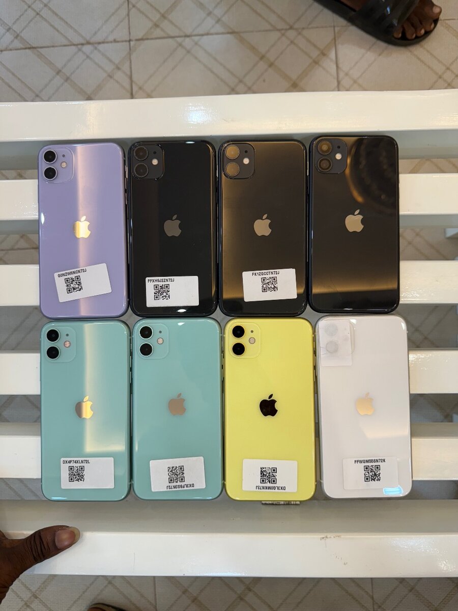 UK used iPhone 11 64g and 128g