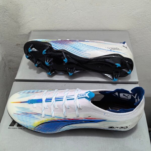 Chaussures de Crampons Ultra Légères